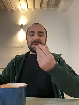 Snapshot of morfeoX chatting on February 2025 03:27:01 PM morfeoX online show from February 2025 03:27:01 PM