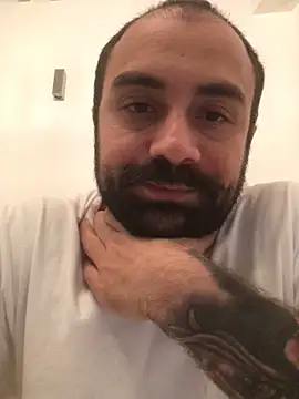 Snapshot of morfeoX chatting on February 2025 06:58:02 AM morfeoX online show from February 2025 06:58:02 AM