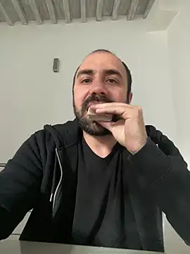 Snapshot of morfeoX chatting on February 2025 08:06:02 AM morfeoX online show from February 2025 08:06:02 AM