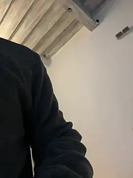 Snapshot of morfeoX chatting on March 2025 07:02:01 AM morfeoX online show from March 2025 07:02:01 AM