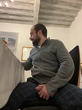 Snapshot of morfeoX chatting on March 2025 06:42:02 AM morfeoX online show from March 2025 06:42:02 AM