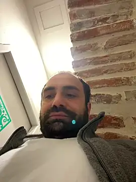 Snapshot of morfeoX chatting on March 2025 11:42:01 PM morfeoX online show from March 2025 11:42:01 PM