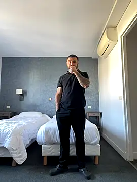 Snapshot of morfeoX chatting on September 2025 09:22:02 AM morfeoX online show from September 2025 09:22:02 AM