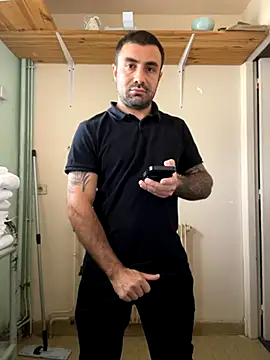 Snapshot of morfeoX chatting on September 2025 09:33:02 AM morfeoX online show from September 2025 09:33:02 AM