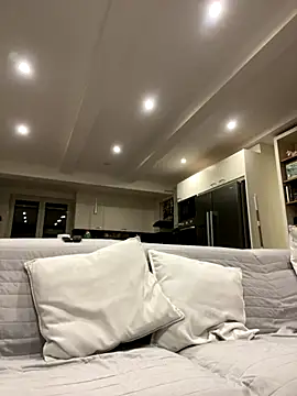 morfeoX online show from December 2025 11:00:01 PM