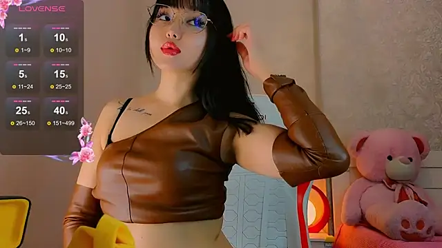 Demonic Angel  online show from June 2026 03:33:01 PM