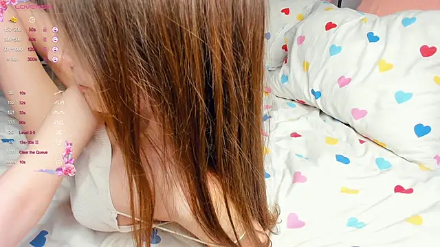 Snapshot of MarionSilver chatting on March 2025 02:18:02 PM MarionSilver online show from March 2025 02:18:02 PM