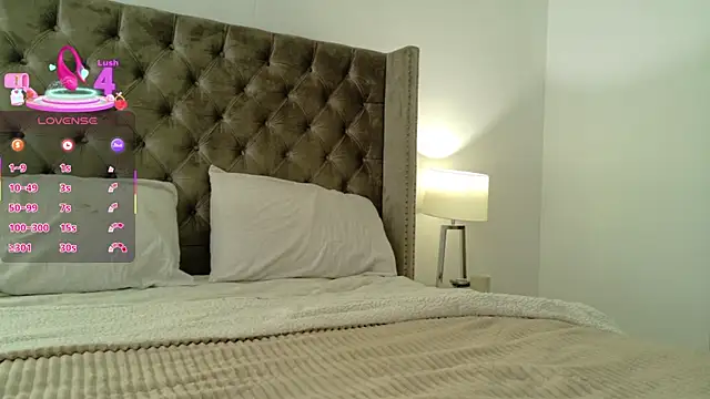 PauLaaCam online show from October 2025 03:13:02 AM