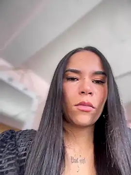 Naatalia online show from October 2025 04:47:02 PM