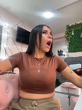 Naatalia online show from February 2026 09:32:01 PM