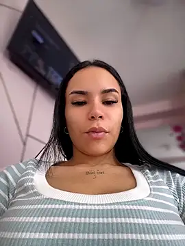 Naatalia online show from May 2026 06:49:02 PM