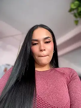 Naatalia online show from June 2026 06:51:02 PM