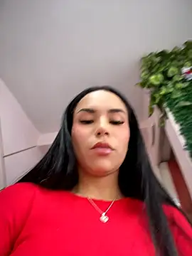 Naatalia online show from June 2026 06:12:01 PM