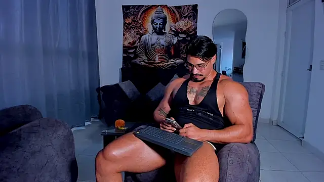 Snapshot of Valentino_Dosantos_ chatting on September 2025 08:42:02 PM Valentino Dosantos online show from September 2025 08:42:02 PM
