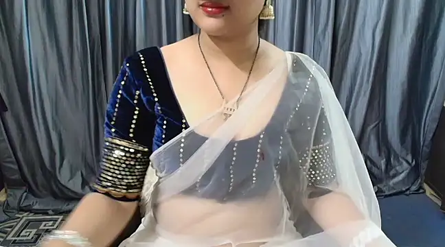 Snapshot of goldiwets chatting on February 2025 03:15:02 PM goldiwets online show from February 2025 03:15:02 PM