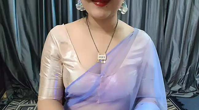 Snapshot of goldiwets chatting on February 2025 06:09:02 PM goldiwets online show from February 2025 06:09:02 PM