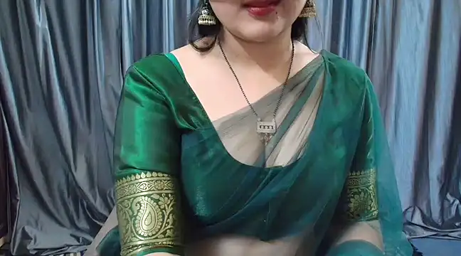 Snapshot of goldiwets chatting on March 2025 05:58:02 PM goldiwets online show from March 2025 05:58:02 PM