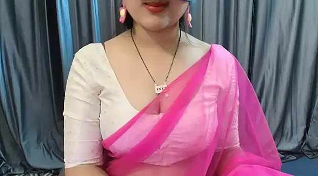 Snapshot of goldiwets chatting on March 2025 07:14:01 AM goldiwets online show from March 2025 07:14:01 AM
