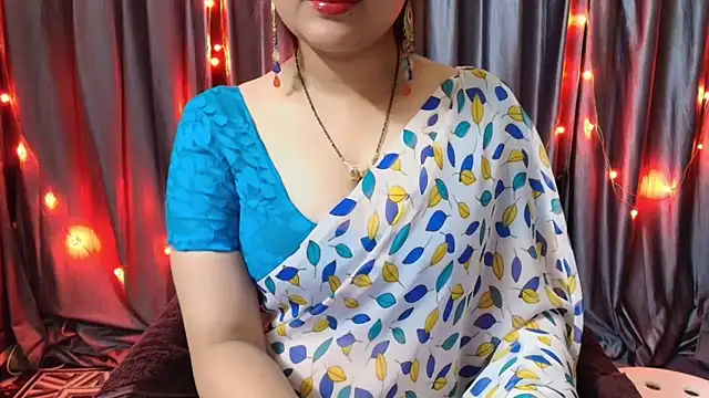 Snapshot of goldiwets chatting on October 2025 04:11:01 PM goldiwets online show from October 2025 04:11:01 PM