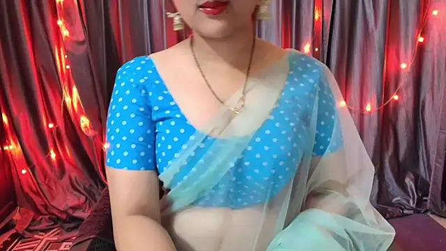 Snapshot of goldiwets chatting on October 2025 03:30:01 AM goldiwets online show from October 2025 03:30:01 AM