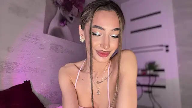 Snapshot of alissadreams chatting on April 2026 03:09:01 PM alissadreams online show from April 2026 03:09:01 PM