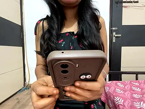 aliya bhatt online show from October 2025 04:42:01 PM