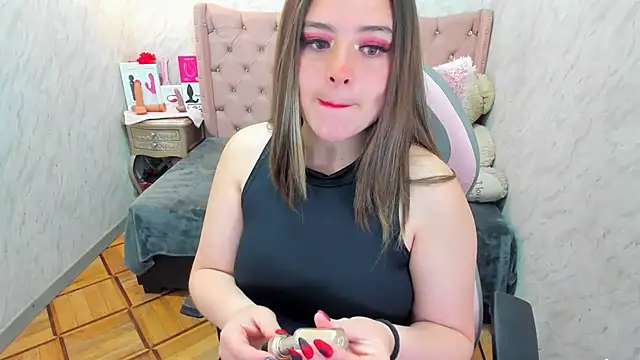 Lianngrace online show from October 2025 12:39:02 PM