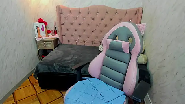 Lianngrace online show from March 2026 12:24:02 PM