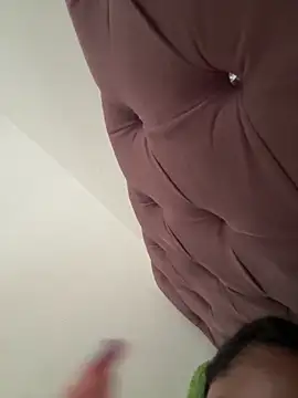 Snapshot of SofiaBennett_ chatting on February 2026 03:35:02 PM SofiaBennett online show from February 2026 03:35:02 PM