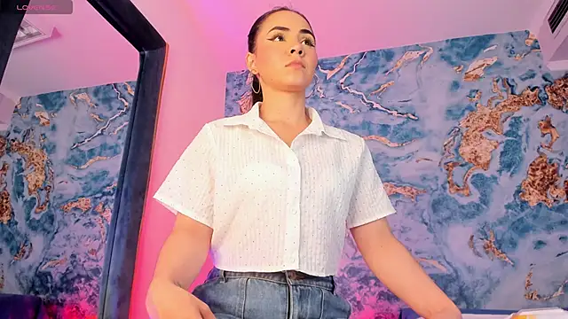 Snapshot of Natty_roberts_ chatting on March 2026 01:34:01 AM Natty roberts online show from March 2026 01:34:01 AM