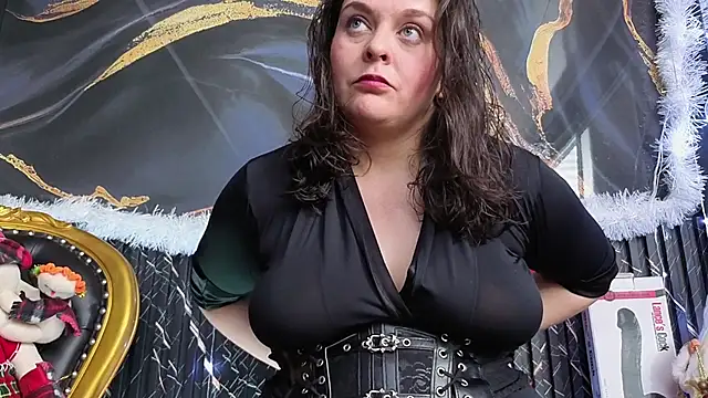 AmandaKovich online show from December 2025 07:32:01 PM