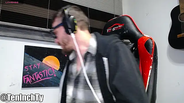 Snapshot of teninchty chatting on February 2026 03:47:01 AM teninchty online show from February 2026 03:47:01 AM