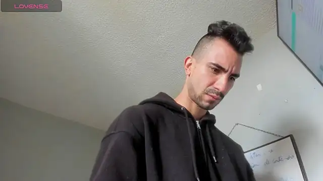 K cique online show from October 2025 05:30:01 PM