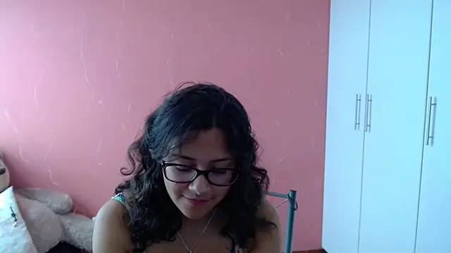 morahaze online show from January 2025 08:07:01 PM