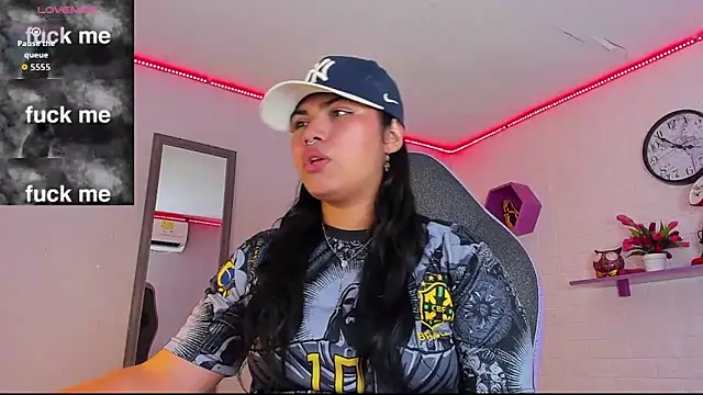 Snapshot of melany_rouse18 chatting on October 2025 12:52:02 AM melany rouse18 online show from October 2025 12:52:02 AM