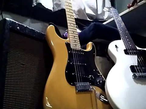 Snapshot of iswimnaked007 chatting on November 2025 05:05:02 PM iswimnaked007 online show from November 2025 05:05:02 PM