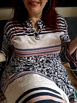 Loly2025 online show from May 2026 10:20:01 AM