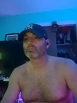 Snapshot of Novabear6996 chatting on April 2026 11:30:02 AM Novabear6996 online show from April 2026 11:30:02 AM