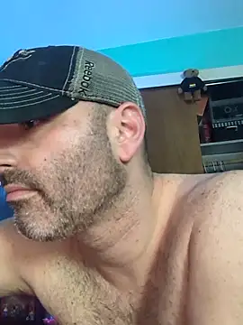 Snapshot of Novabear6996 chatting on May 2026 03:58:01 AM Novabear6996 online show from May 2026 03:58:01 AM