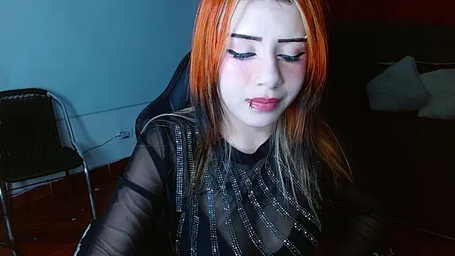 fyreandfox  online show from May 2026 08:38:02 PM