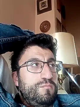 Snapshot of Morbosos8595 chatting on October 2025 01:28:02 PM Morbosos8595 online show from October 2025 01:28:02 PM