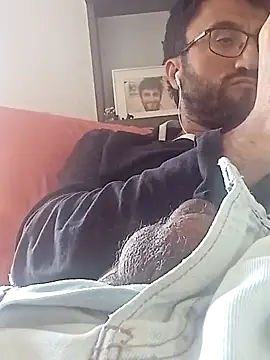 Snapshot of Morbosos8595 chatting on October 2025 02:57:01 PM Morbosos8595 online show from October 2025 02:57:01 PM