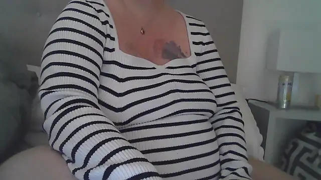 sizha6 online show from November 2025 10:59:01 AM