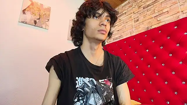 sc0rpius  online show from March 2025 07:43:02 PM
