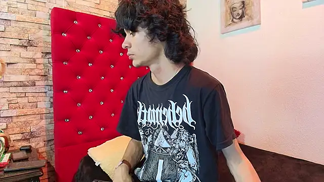 sc0rpius  online show from March 2025 07:36:01 PM