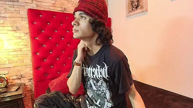 sc0rpius  online show from March 2025 07:49:01 PM