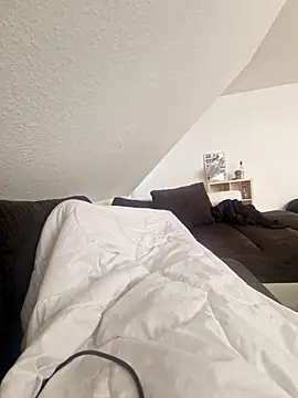 Snapshot of DerechteJunge chatting on February 2026 08:46:02 AM DerechteJunge online show from February 2026 08:46:02 AM