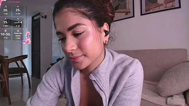 Snapshot of mmycaliope chatting on May 2026 09:23:01 PM mmycaliope online show from May 2026 09:23:01 PM