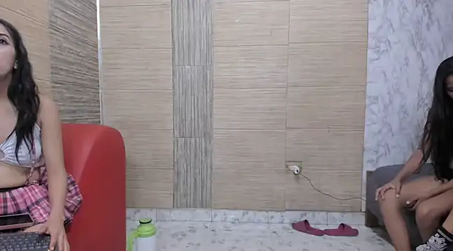 Snapshot of crazylatinagirls chatting on February 2025 08:32:02 AM crazylatinagirls online show from February 2025 08:32:02 AM