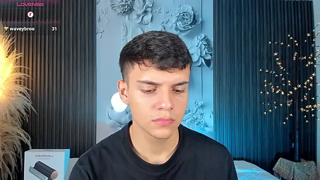 JacobRoberts1 online show from February 2026 04:32:01 AM